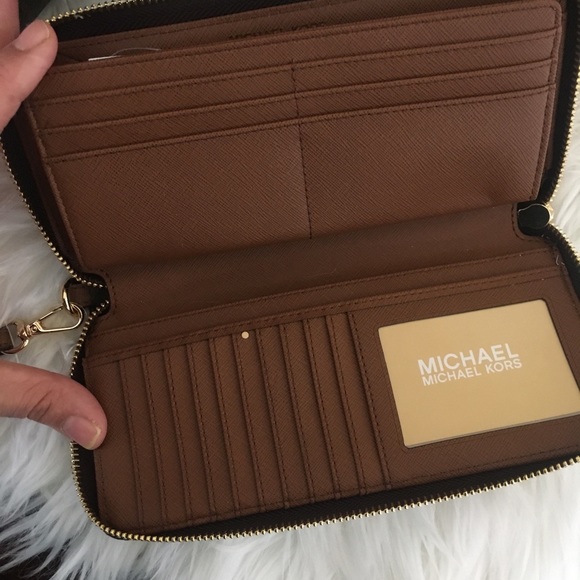 3PCS Michael Kors kinsley satchel wallet&cosmetic - Picture 5 of 8